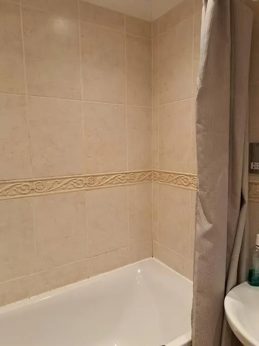 Fabulous Room Near Bournemouth Hospital 0*,  United Kingdom